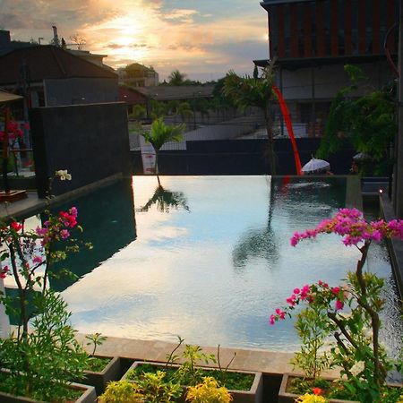 The Edelweiss Boutique Hotel Kuta Kuta  Exterior photo