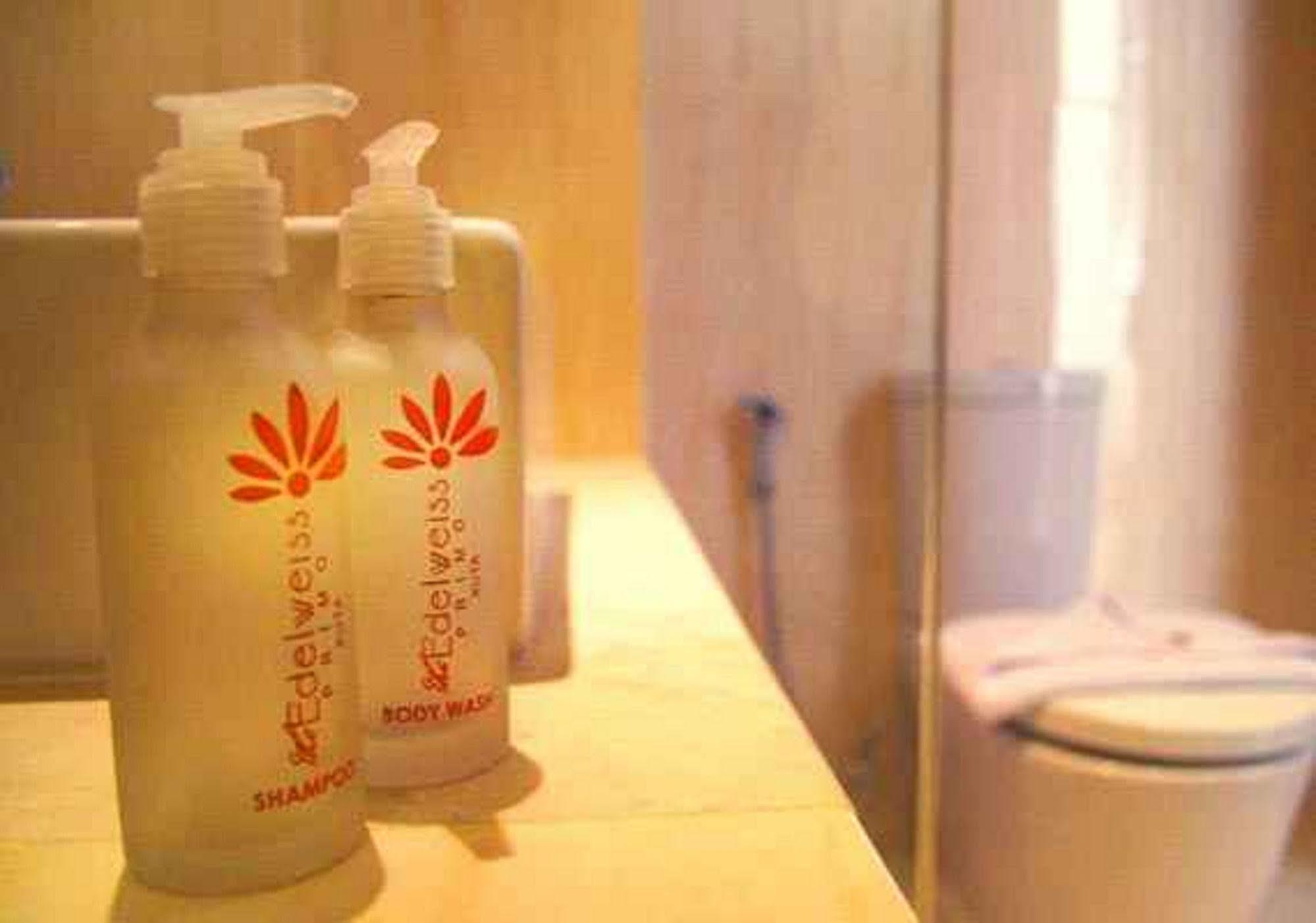 The Edelweiss Boutique Hotel Kuta Kuta  Exterior photo
